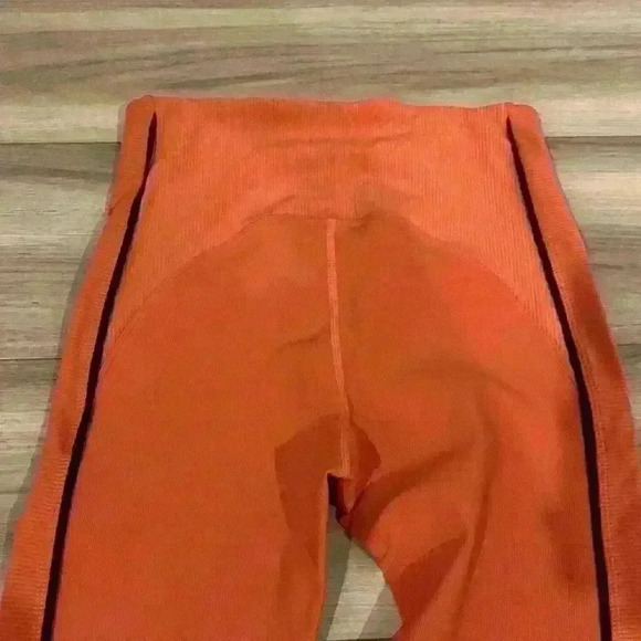 Zyia leggings size  6-8 - Picture 6 of 7